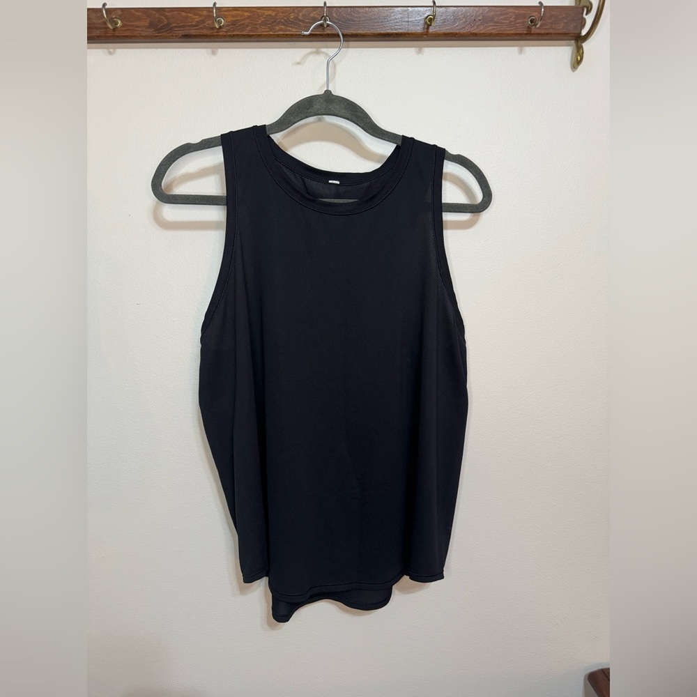 Black sleeveless Lululemon workout top